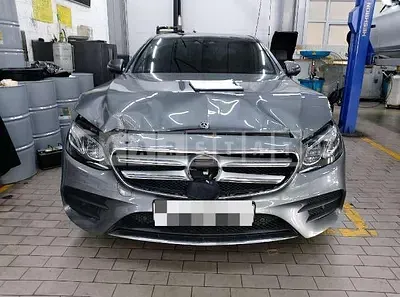 Photo 1 of 21: 2019 Mercedes-Benz E350 4Matic, VIN WDDZF8GB8KA588177 — Korean insurance auction