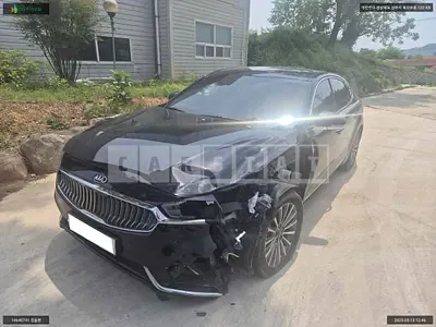 Photo 1 of 13: 2018 Kia K7, VIN KNALB415BJA129383 — Korean insurance auction