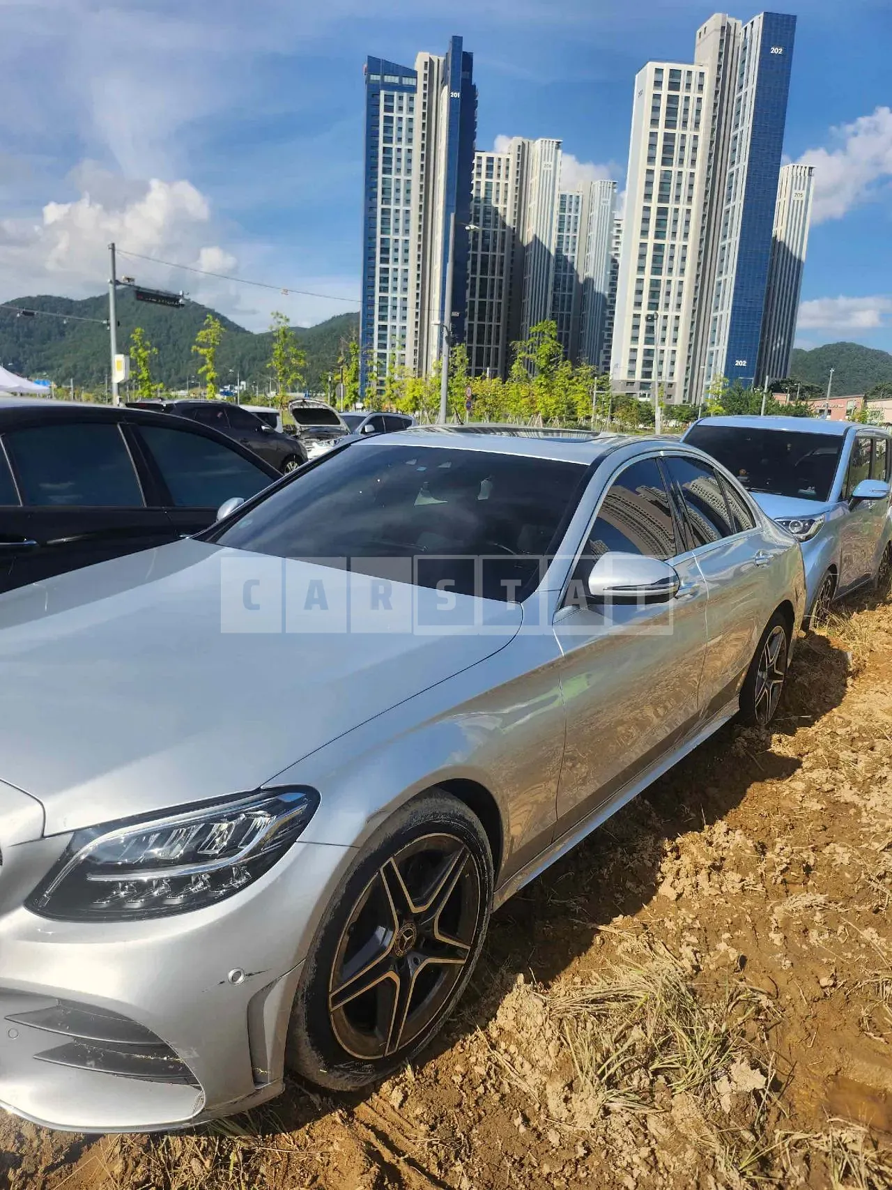 Photo 2 of 20: 2021 Mercedes-Benz C 200, VIN W1KWF8AB8MR617340 — Korean insurance auction