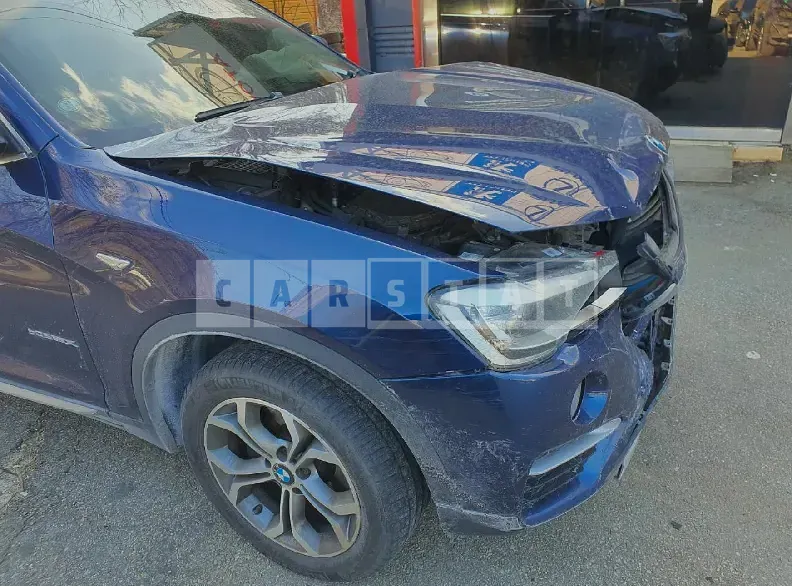 Photo 2 of 6: 2015 BMW X4 xDrive 20d, VIN WBAXX1103F0F80366 — Korean insurance auction