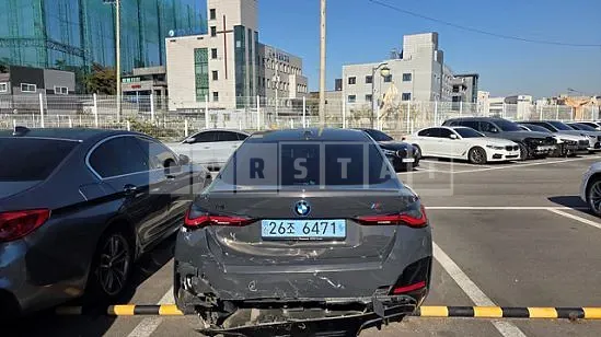 Photo 2 of 50: 2024 BMW i4 M50 — Korean insurance auction