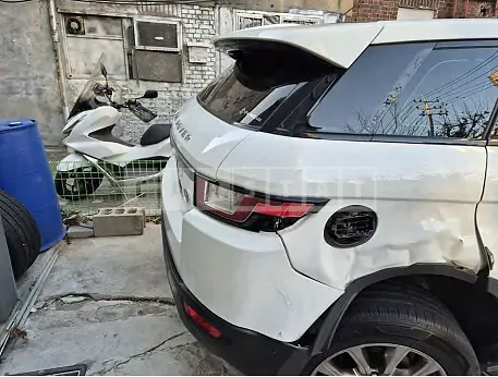 Photo 2 of 29: 2018 Land Rover Range Rover Evoque 2.0d — Korean insurance auction