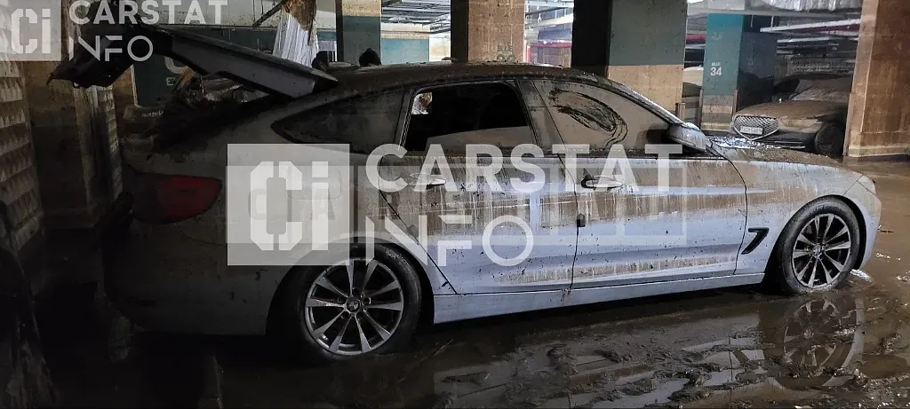 Photo 2 of 3: 2015 BMW 침 320d xDrive Gran Turismo — Korean insurance auction