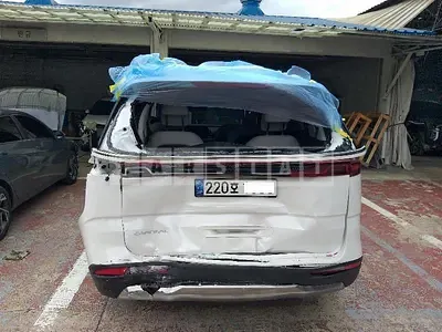 Photo 1 of 32: 2023 Kia Carnival, VIN KNANE813BPS296612 — Korean insurance auction