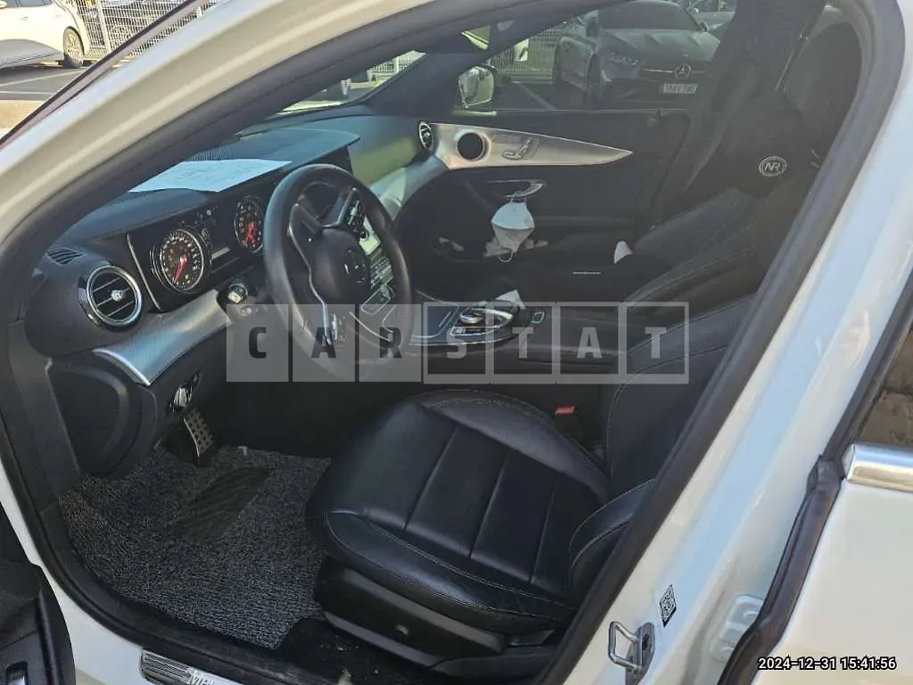 Photo 2 of 12: 2020 Mercedes-Benz E250 — Korean insurance auction
