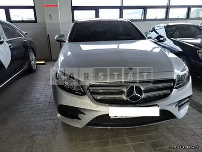 Photo 1 of 25: 2019 Mercedes-Benz E 300, VIN WDDZF4JBXKA688170 — Korean insurance auction