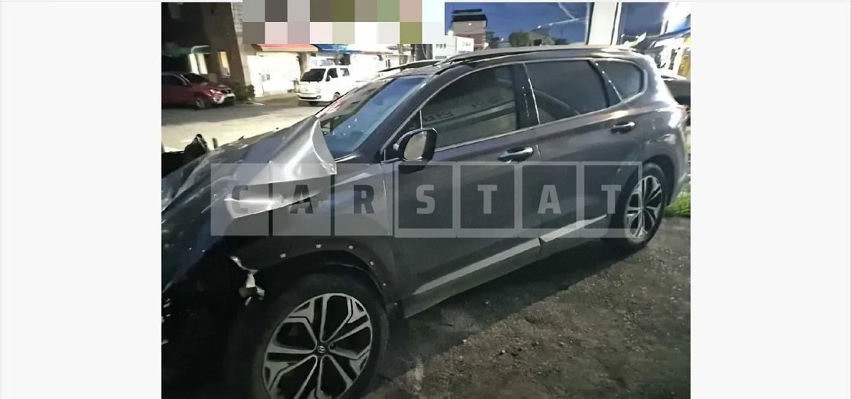 Photo 2 of 47: 2018 Hyundai Santa Fe TM 2.2 4WD — Korean insurance auction