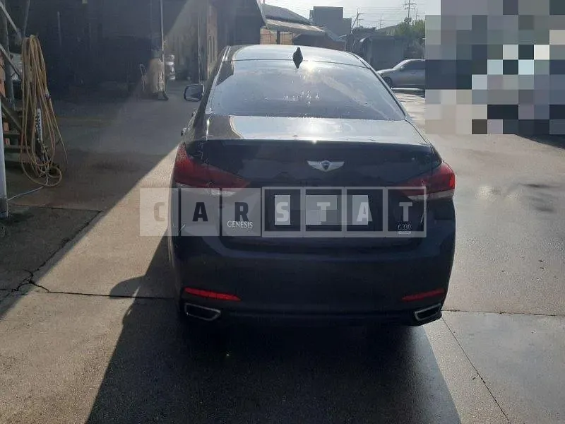 Photo 2 of 53: 2015 Genesis 3.3 — Korean insurance auction