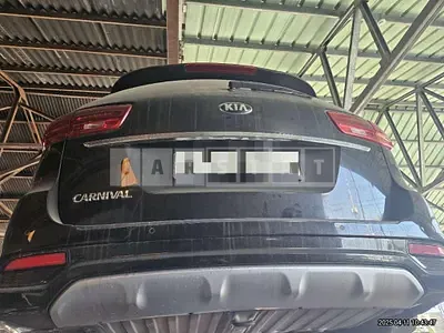 Photo 1 of 14: 2018 Kia Carnivals — Korean insurance auction