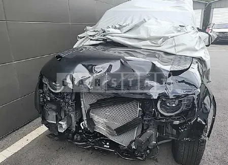 Photo 2 of 16: 2022 Land Rover Defender 110 D300, VIN SALEA7BWXN2104187 — Korean insurance auction
