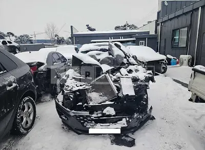 Photo 1 of 13: 2020 Hyundai Santa Fe, VIN KMHS281BBLU187693 — Korean insurance auction