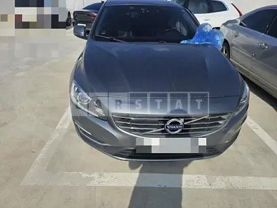Photo 1 of 102: 2018 Volvo S60D3, VIN YV1FS79B0J2466713 — Korean insurance auction