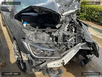 Photo 1 of 10: 2019 Hyundai Genesis G80, VIN KMHGR41BDKU325709 — Korean insurance auction