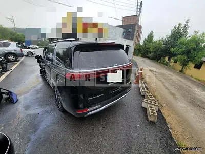 Photo 1 of 44: 2021 Kia Carnival 2.2, VIN KNANC81BBMS050231 — Korean insurance auction