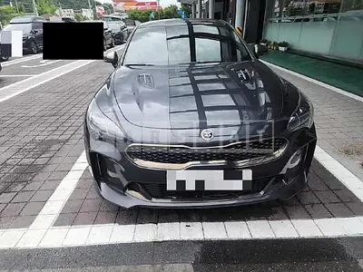 Photo 1 of 42: 2018 Kia Stinger AWD, VIN KNAE351BDJS028982 — Korean insurance auction