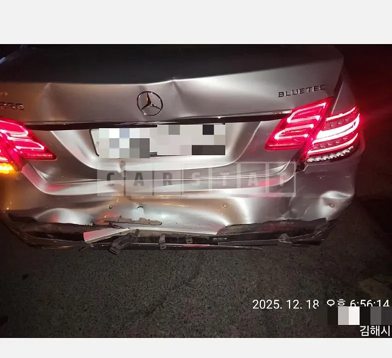 Photo 2 of 21: 2015 Mercedes-Benz E250 BlueTec 4Matic, VIN WDDHF9HBXGB290831 — Korean insurance auction