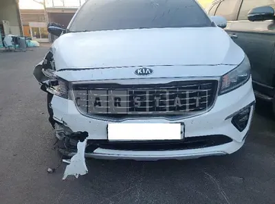 Photo 1 of 6: 2019 Kia Carnival — Korean insurance auction