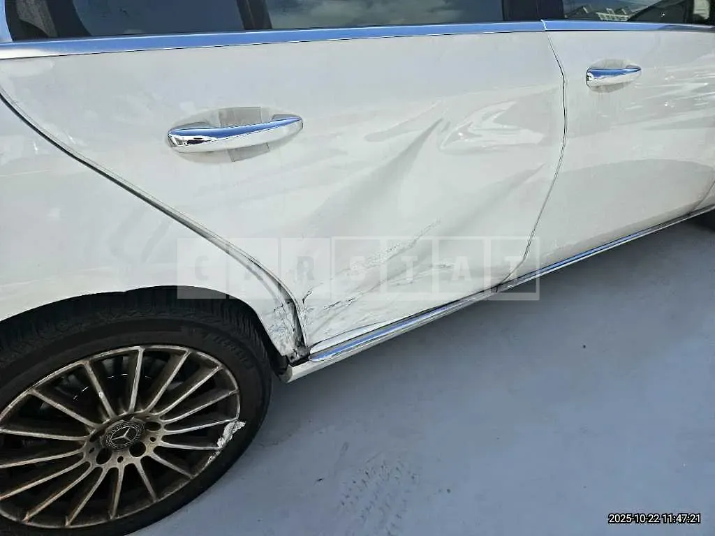Photo 2 of 26: 2023 Mercedes-Benz E250 — Korean insurance auction