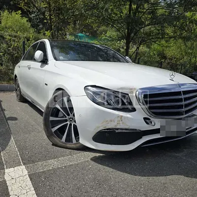 Photo 1 of 11: 2019 Mercedes-Benz E 300 e — Korean insurance auction