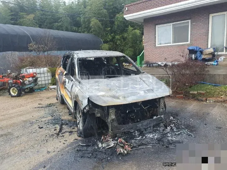 Photo 2 of 8: 2020 Hyundai Santa Fe 2.0T (TM) (2019. 5. 15 ~) — Korean insurance auction