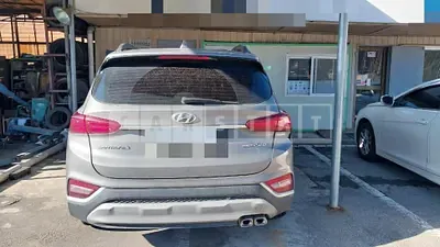 Photo 1 of 18: 2018 Hyundai Santa Fe TM 2.2 (4WD), VIN KMHS381CDKU008628 — Korean insurance auction