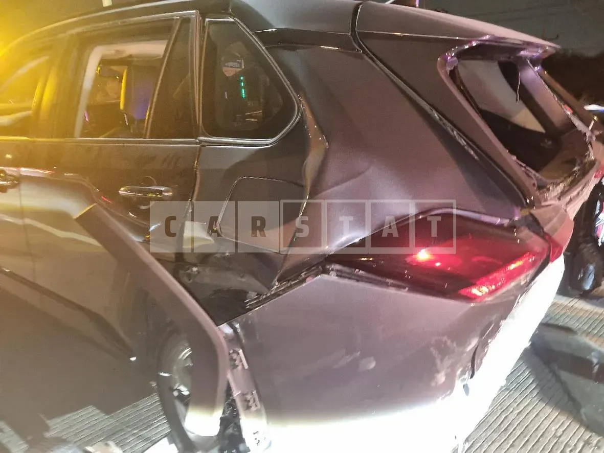 Photo 2 of 16: 2019 Toyota RAV4 Hybrid AWD, VIN JTMDWRFV4KD022554 — Korean insurance auction