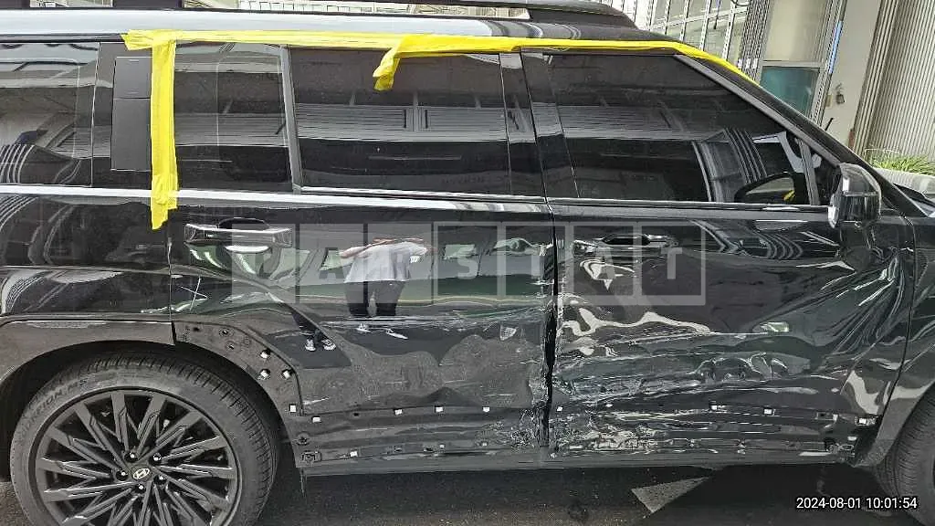 Photo 2 of 20: 2024 Hyundai Santa Fe — Korean insurance auction