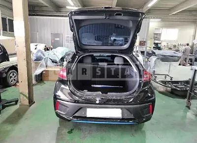 Photo 1 of 10: 2019 Hyundai Modern Ionic, VIN KMHC051CGKU105281 — Korean insurance auction