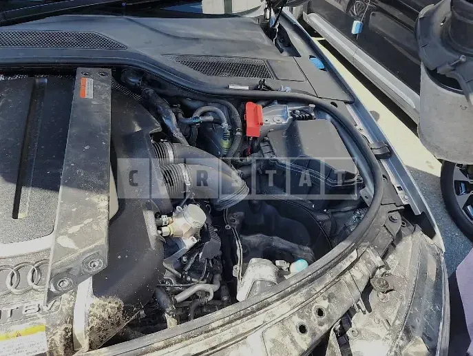 Photo 2 of 9: 2015 Audi A8, VIN WAUZZZ4H9FN006602 — Korean insurance auction