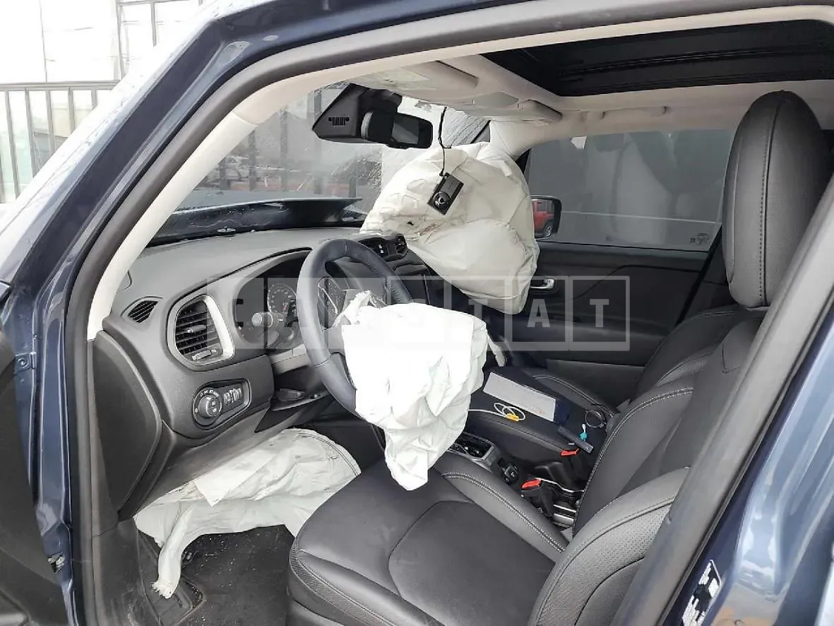 Photo 2 of 24: 2022 Jeep Zip Renegade 1.3 FWD, VIN 1C4NJCD11NPN86813 — Korean insurance auction