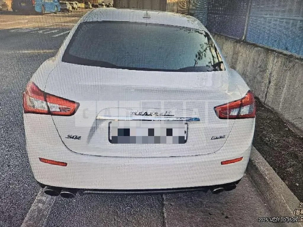 Photo 2 of 9: 2017 Maserati Ghibli S Q4 — Korean insurance auction