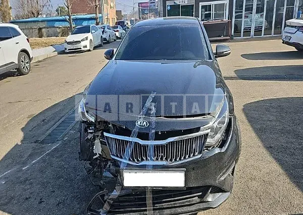 Photo 2 of 50: 2019 Kia K5, VIN KNAGU411BKA284814 — Korean insurance auction