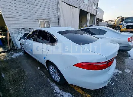 Photo 2 of 19: 2017 Jaguar XF 20d, VIN SAJBB4BN6HCY31517 — Korean insurance auction