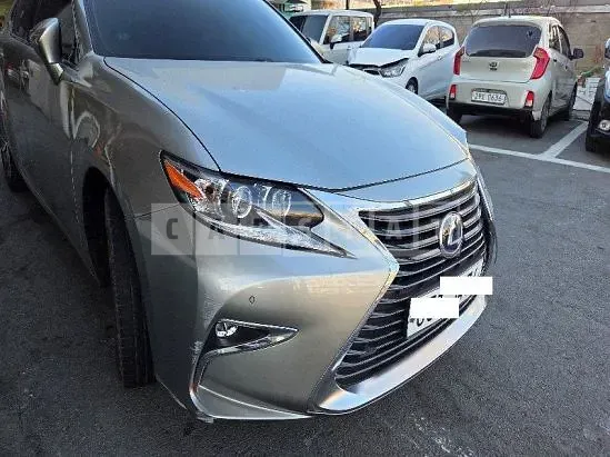 Photo 2 of 8: 2017 Lexus ES300h, VIN JTHBW1GG6H2153285 — Korean insurance auction