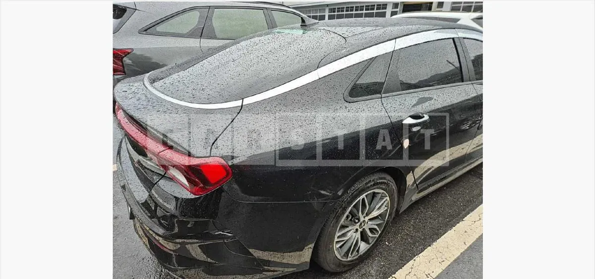 Photo 2 of 39: 2022 Kia K5 — Korean insurance auction