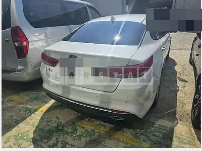 Photo 1 of 11: 2016 Kia K5 — Korean insurance auction
