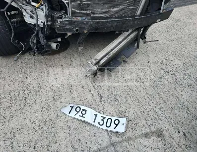 Photo 2 of 16: 2019 Hyundai Kona, VIN KMHK4815GKU371508 — Korean insurance auction