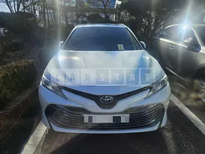 Photo 1 of 39: 2018 Toyota Camry Hybrid — Korean insurance auction