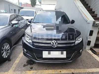 Photo 1 of 11: 2014 Volkswagen Tiguan 2.0 TDI Blue Motion — Korean insurance auction