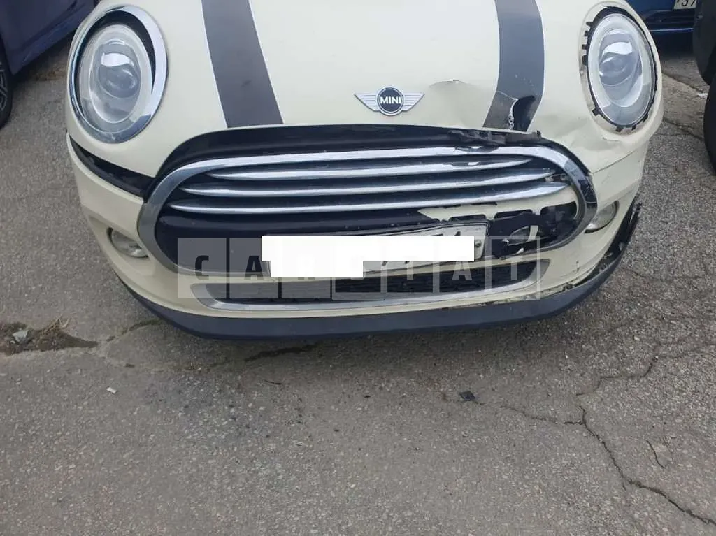 Photo 2 of 5: 2015 MINI Cooper D, VIN WMWXN310XFT956543 — Korean insurance auction