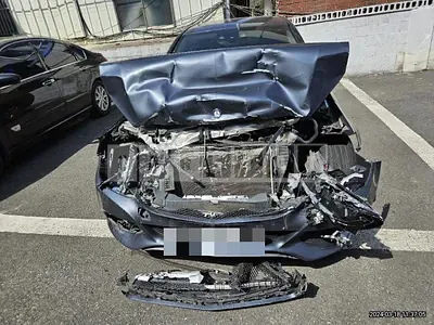 Photo 1 of 8: 2016 Mercedes-Benz C220 d — Korean insurance auction
