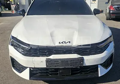 Photo 1 of 9: 2024 Kia K5 — Korean insurance auction