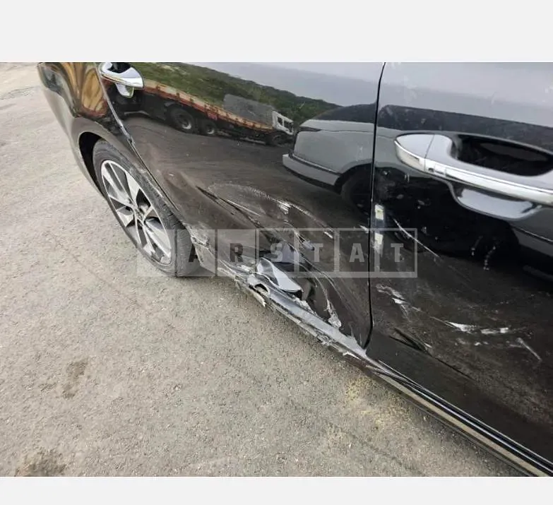 Photo 2 of 10: 2015 Kia K5 — Korean insurance auction