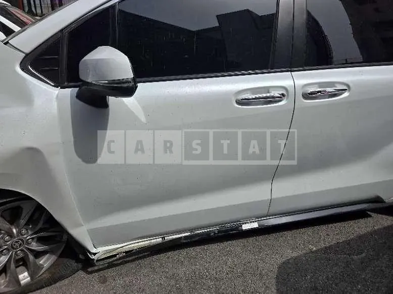 Photo 2 of 12: 2022 Toyota Siena Hybrid AWD, VIN 5TDGSKFC4NS043394 — Korean insurance auction