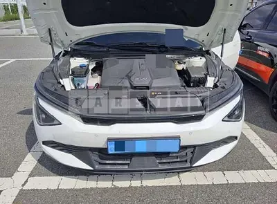Photo 1 of 26: 2024 Kia EV6 Long Range Air — Korean insurance auction