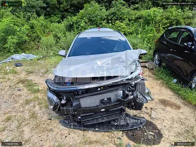 Photo 1 of 19: 2023 Hyundai Kona Hybrid, VIN KMHHC811GPU000961 — Korean insurance auction
