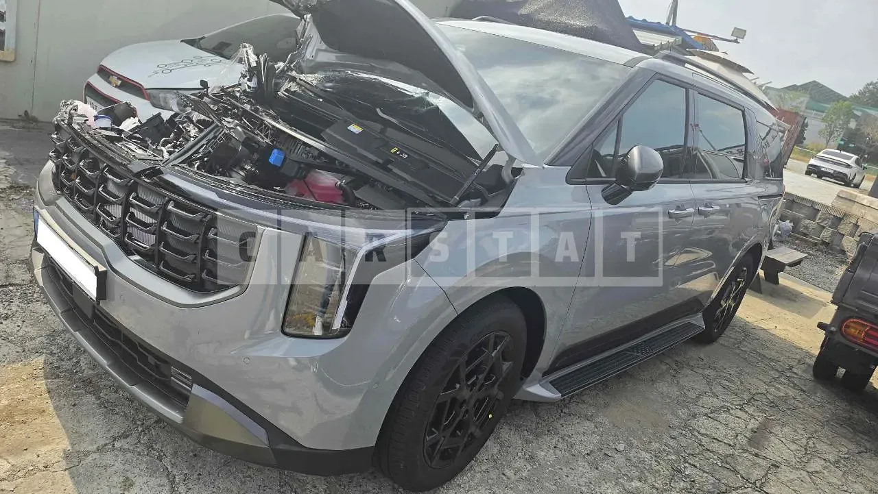 Photo 2 of 25: 2026 Kia Carnival Hybrid, VIN KNANE81ABTS226419 — Korean insurance auction