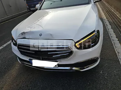 Photo 1 of 15: 2021 Mercedes-Benz E250, VIN W1KZF4FB8MA997809 — Korean insurance auction