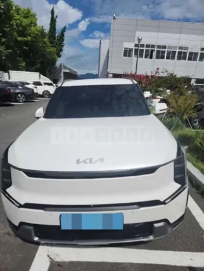 Photo 1 of 24: 2024 Kia EV9 — Korean insurance auction