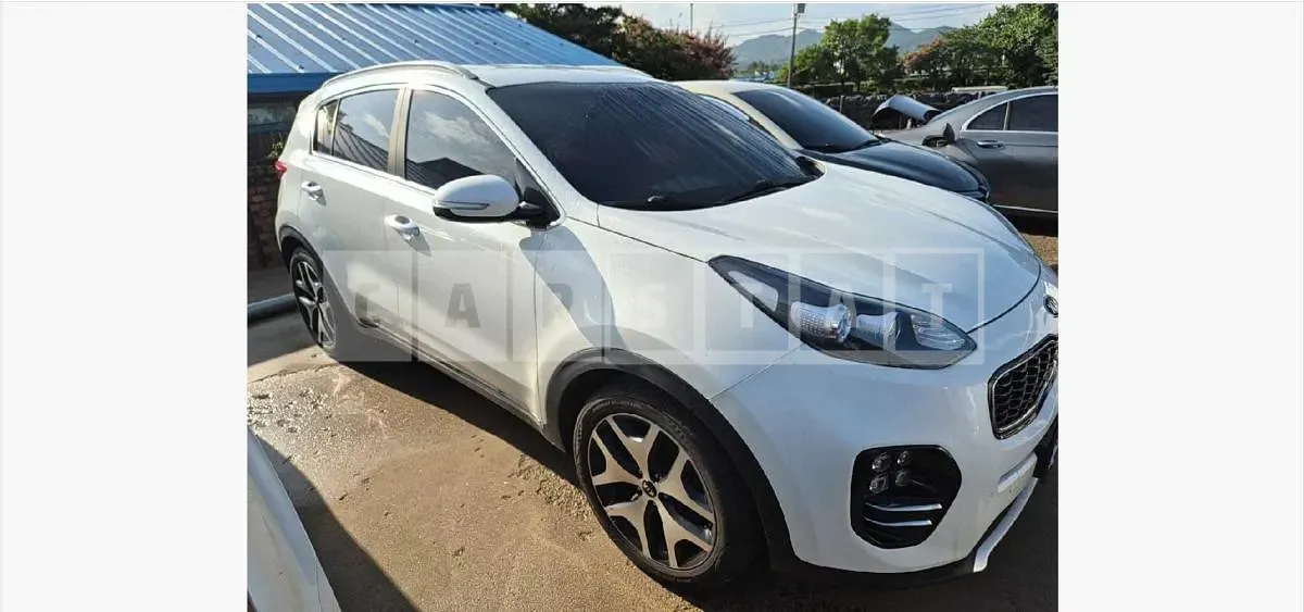 Photo 2 of 6: 2017 Kia Sportage — Korean insurance auction